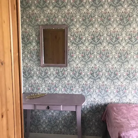 Astuna Gasthem Aland Panzió *