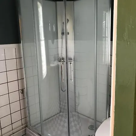 Astuna Gasthem Aland Ödkarby